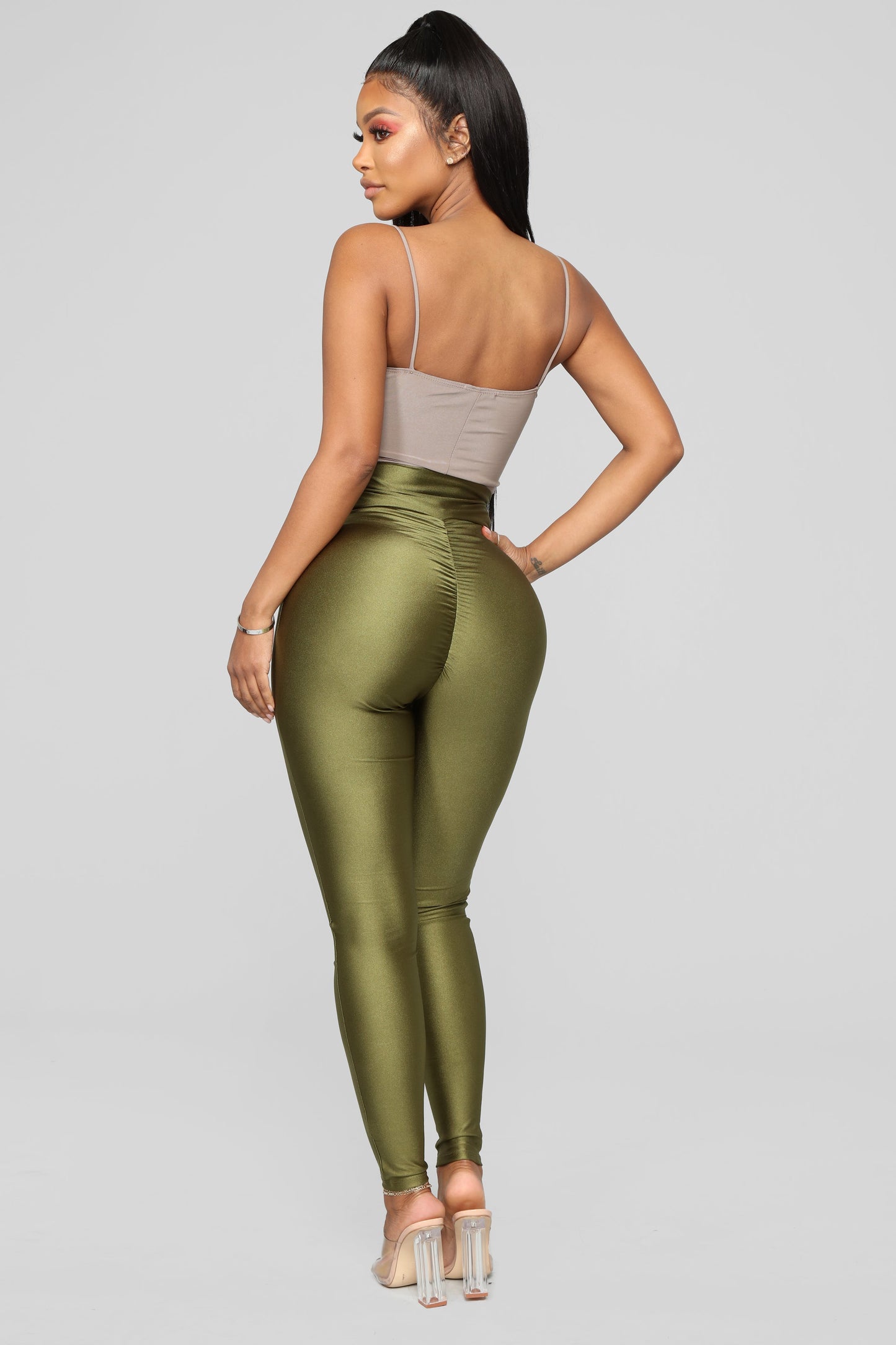 Focus On Me Ruched Leggings - Olive