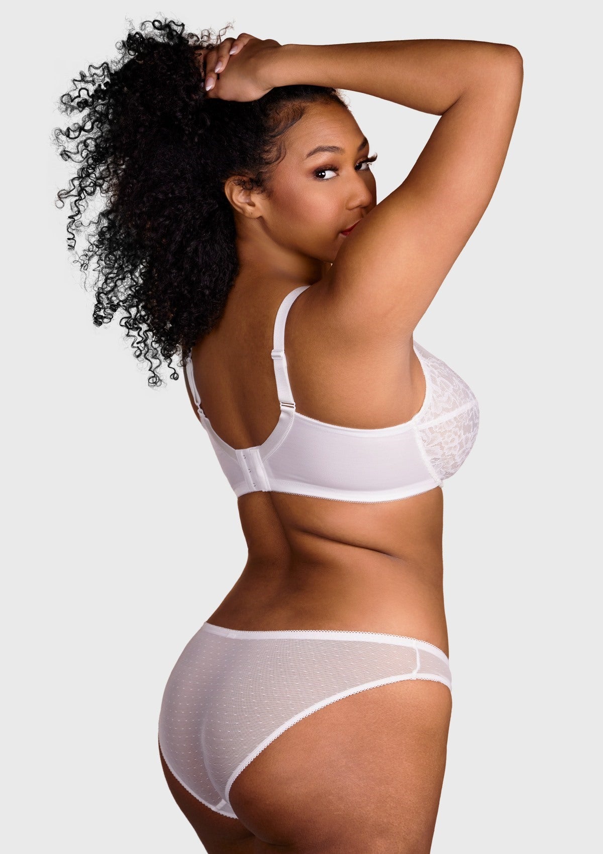 Enchante White Lace Underwire Bra