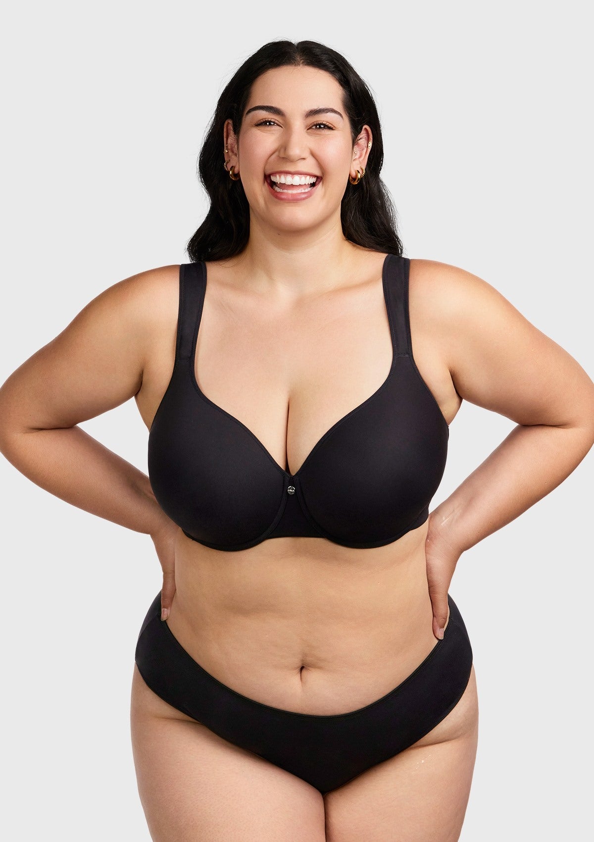 Patricia T-shirt Black Lightly Padded Underwire Minimizer Bra Set