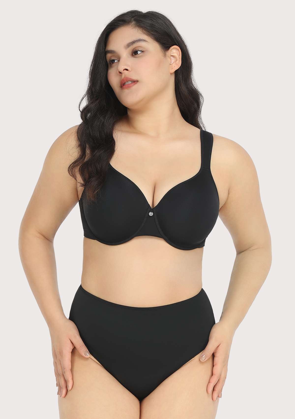 Patricia T-shirt Black Lightly Padded Underwire Minimizer Bra Set